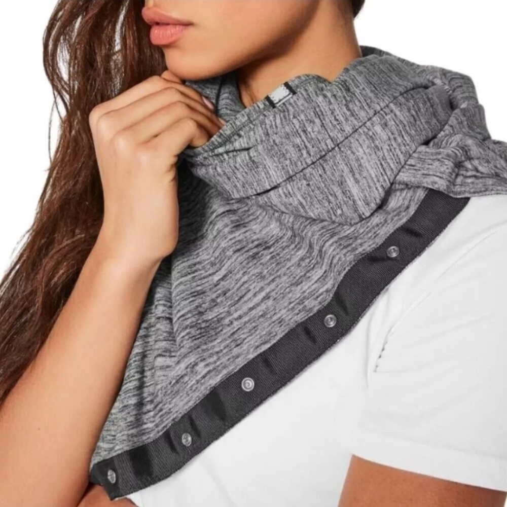 Lululemon Womens One Size Vinyasa Scarf Rulu Space Dye Camo